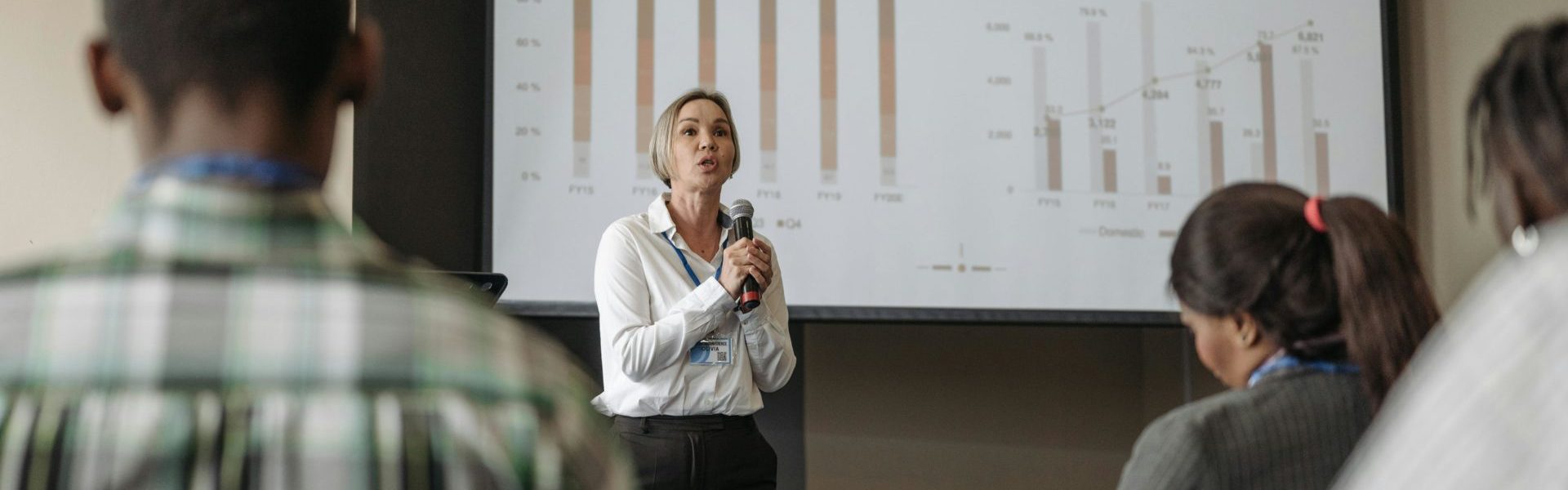 pexels-pavel-danilyuk-8761527 pexels-pavel-danilyuk-8761527